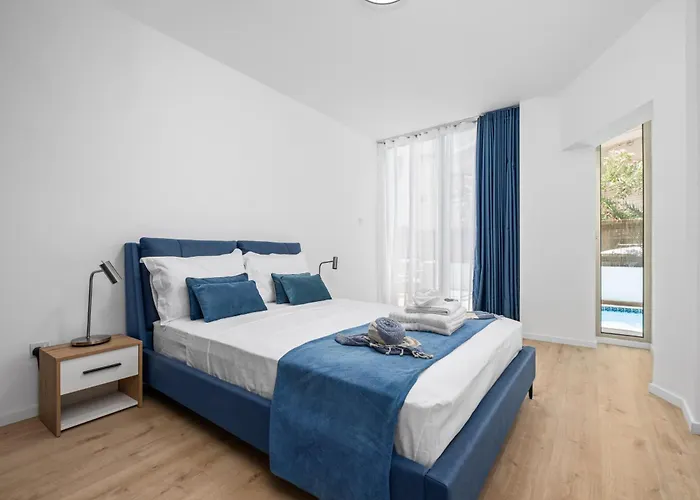 Paradise With Private Pool & Sea View Διαμέρισμα *